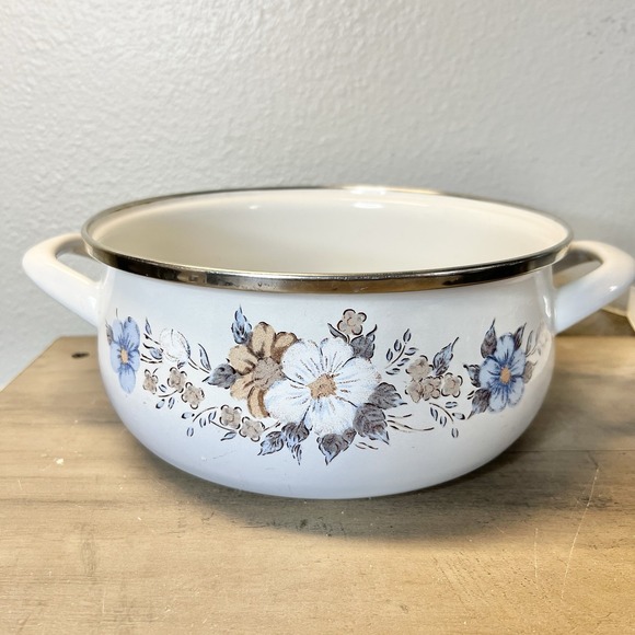 Vtg Crowning Touch Spring Harvest Blossom Porcelain Enamel Cookware Pot 8.5 READ - Picture 1 of 7